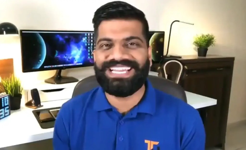 Toh Chaliye shuru karte hai