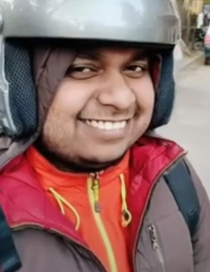 Happy smiling zomato delivery guy sonu of a tiktok viral video meme template