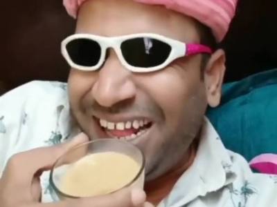 Puneet Superstar Drinking Tea